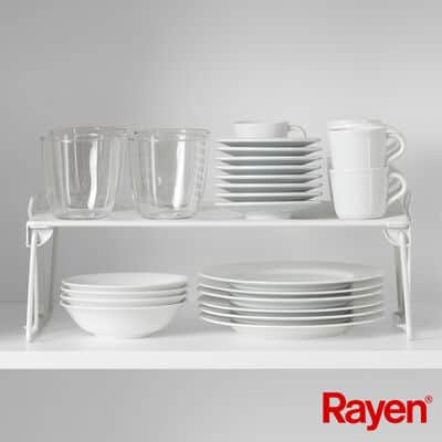 מדף מתכת לאחסון